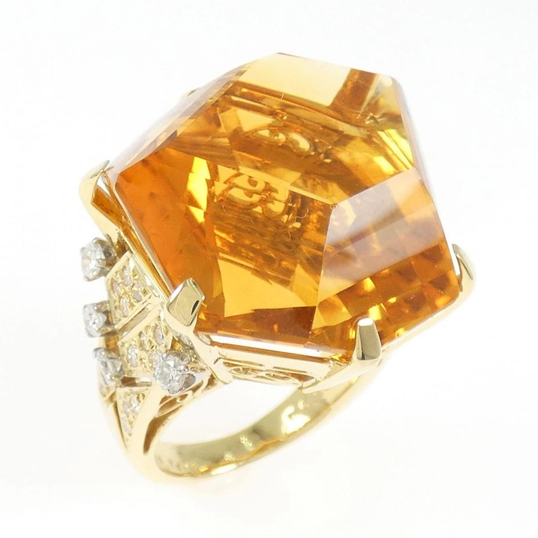 MIKIMOTO CITRINE RING: Mikimoto Citrine Ring Brand: MIKIMOTO Type: Ring Material: 18K Yellow Gold/18K White Gold, Main Stone/Creation CitrineSecondary Stone Diamond Color: White GoldYellow Gold Size: US 5 Accessories: None