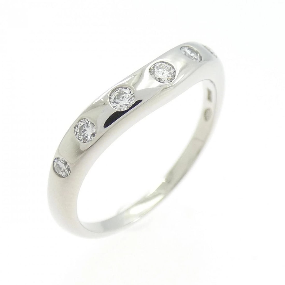 BVLGARI CORONA RING: Bvlgari Corona Ring Brand: BVLGARI Type: Ring Material: Platinum950, Main Stone/Creation Natural Color: White Size: US 5 1/4 Accessories: None Accessories Notice: When purchasing pre-owned