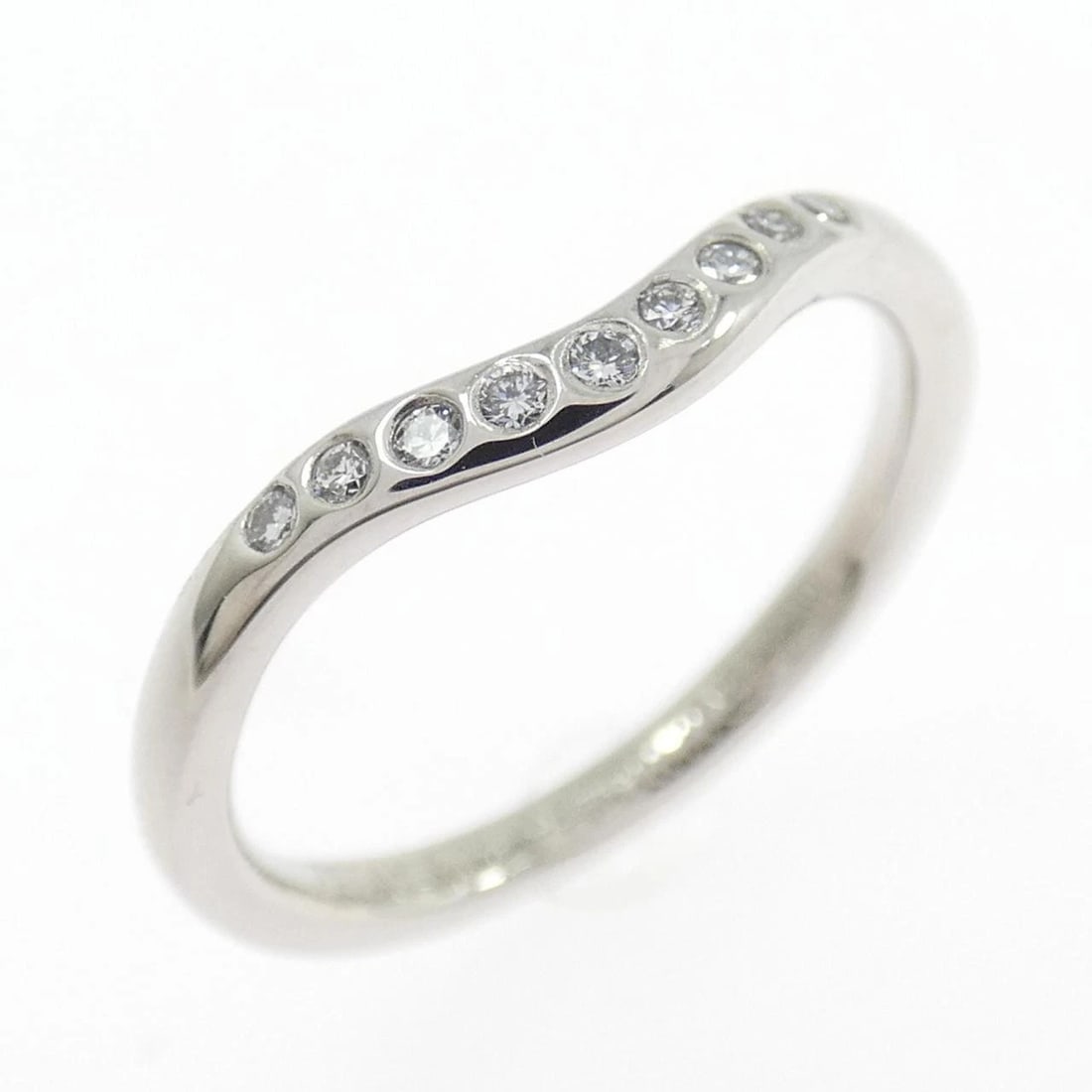 TIFFANY & CO. CURVED 9-PIECE RING: TIFFANY & Co. Curved 9-Piece Ring Brand: TIFFANY&Co. Type: Ring Material: Platinum950, Main Stone/Creation Natural Color: White Gold Size: US 4 Accessories: None Accessories Notice: When purchasing