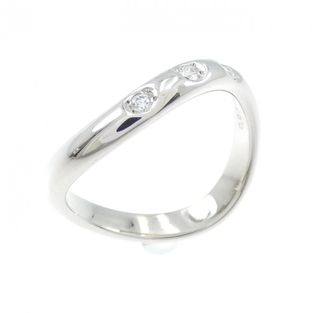 MIKIMOTO DIAMOND RING: Mikimoto Diamond Ring Brand: MIKIMOTO Type: Ring Material: Platinum950, Main Stone/Creation Natural Color: White Size: US 4 1/2 Accessories: None Accessories Notice: When purchasing pre-owned goods,