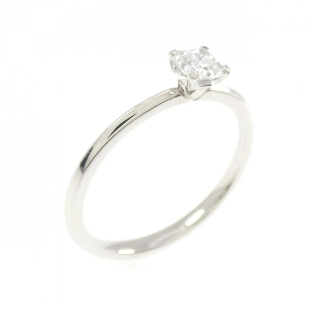 TIFFANY&CO. TRUE RING: TIFFANY&Co. True Ring Brand: TIFFANY&Co. Type: Ring Material: Platinum950, Main Stone/Creation Natural Color: White Size: US 6 Accessories: None Accessories Notice: When purchasing pre-owned goods,