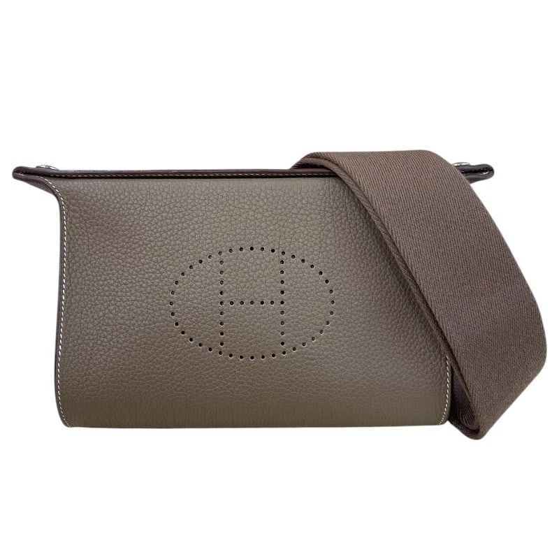 HERMES VIDOPOSCH HANDBAG: HERMES Vidoposch Handbag Brand: HERMES Type: Handbag Material: Togo Color: Etoupe SilverHardware Size: W20.5cm x H14cmx D4cm W8.1 x H5.5x D1.6inch Accessories: None Accessories Notice: When