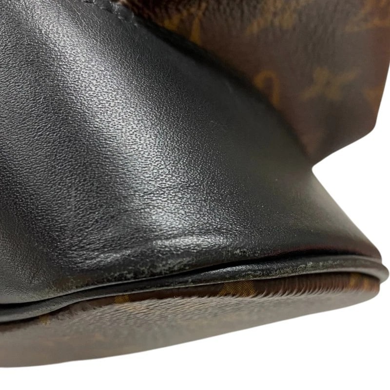 LOUIS VUITTON CHRISTOPHER MM BACKPACK - 7
