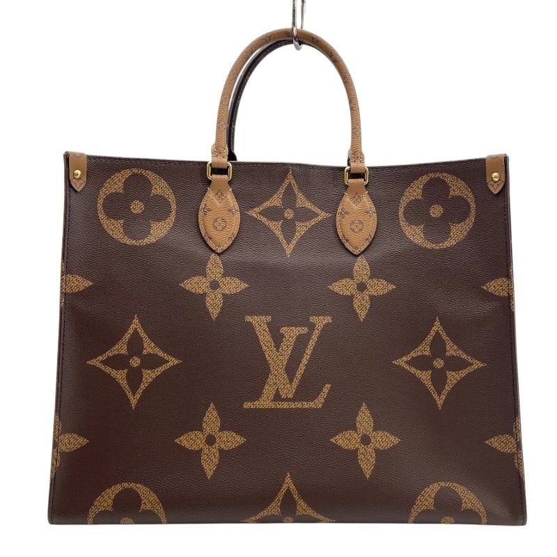 LOUIS VUITTON ON-THE-GO GM TOTE BAG: LOUIS VUITTON On-the-go GM Tote Bag Brand: LOUIS VUITTON Type: Tote Bag Material: Monogram Giant Reverse Color: Brown Size: W41cm x H32cmx D17cmW16.1 x H12.6x D6.7inch Accessories: None Ac