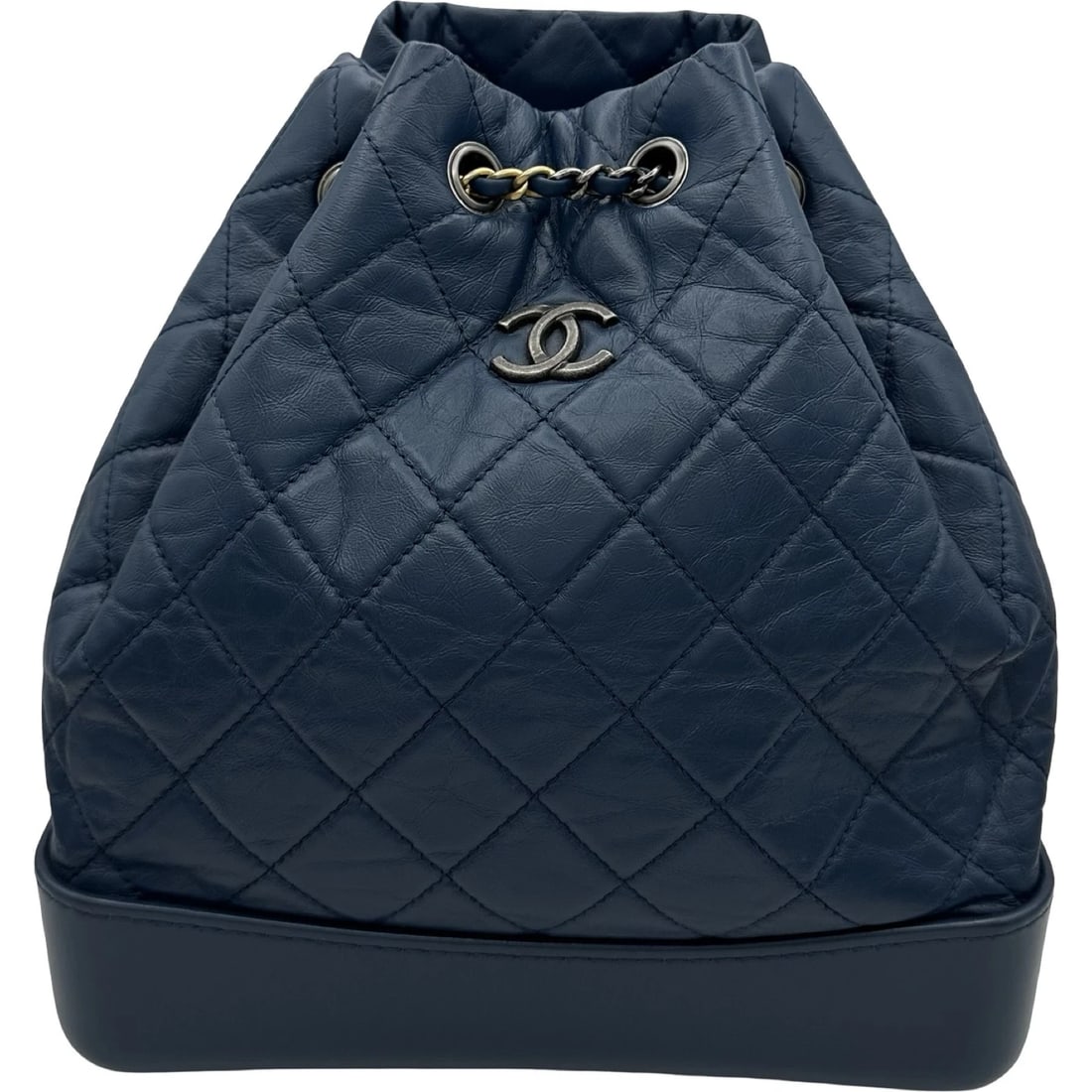 CHANEL GABRIEL DEUX BACKPACK: CHANEL Gabriel Deux Backpack Brand: CHANEL Type: Backpack Â· Daypack Material: Aged Calfskin Color: SilverHardware Size: W24cm x H25.5cmx D8.5cm W9.4 x H10.0x D3.3inch Accessories: None Ac