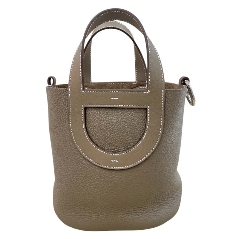 HERMES IN THE LOOP 18 HANDBAG: HERMES in the loop 18 Handbag Brand: HERMES Type: Handbag Material: Taurillon Clemence Swift Color: Etoupe SilverHardware Size: W18cm x H20cmx D12cmW7.1 x H7.9x D4.7inch Accessories: None
