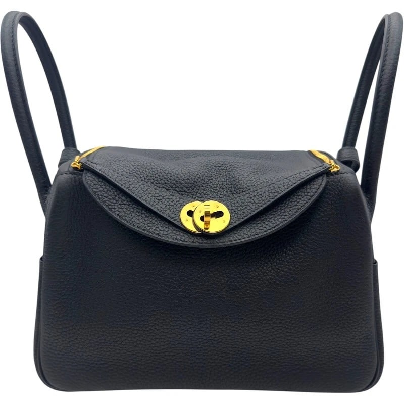 HERMES LINDY 26 HANDBAG: HERMES Lindy 26 Handbag Brand: HERMES Type: Handbag Material: Taurillon Clemence Color: Black GD Hardware Size: W26cm x H19cmx D13cm W10.2 x H7.5x D5.1inch Accessories: None Accessories No