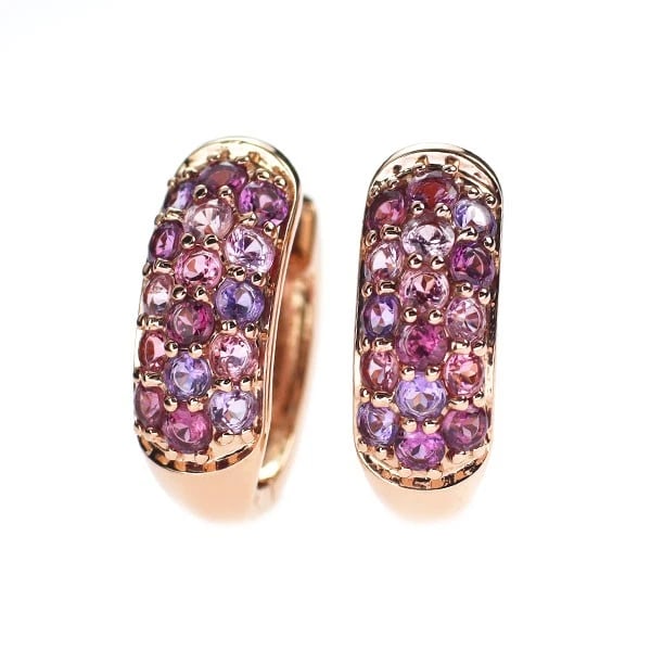 K10PG PINK SAPPHIRE GARNET TOPAZ EARRING: K10PG pink sapphire garnet topaz earring Brand: None Type: piercing Material: K10PG, Main Stone/Creation SapphireSide Stonegarnet topaz Color: pink Gold Size: Length/Width/Diameter (CM)15.2 Access