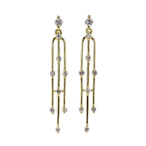 K18YG DIAMOND EARRING: K18YG diamond earring Brand: None Type: piercing Material: K18YG, Main Stone/Creation Natural Color: Yellow Gold Size: Length/Width/Diameter (CM) 33.8 Accessories: None Accessories Notice: When