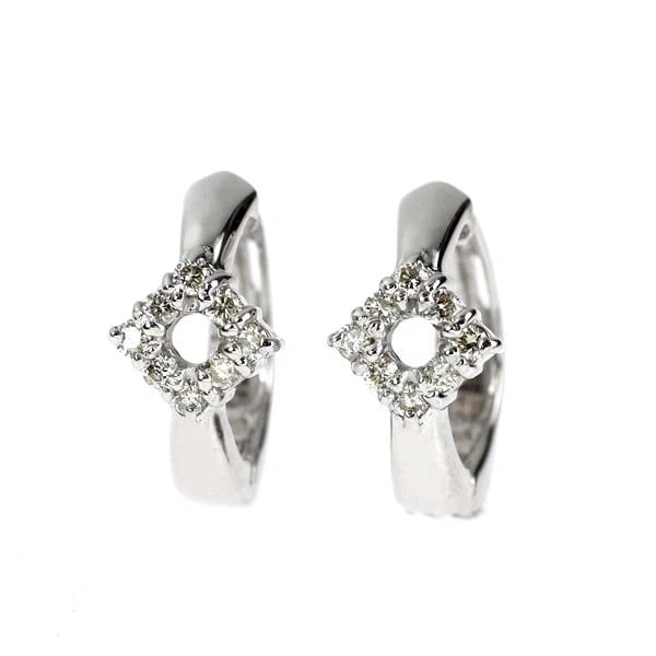 K18WG DIAMOND HOOP EARRINGS: K18WG diamond hoop earrings Brand: None Type: earring Material: K18WG, Main Stone/Creation Natural Color: White Gold Size: Length/Width/Diameter (CM) 12.7 Accessories: None Accessories Notice: When