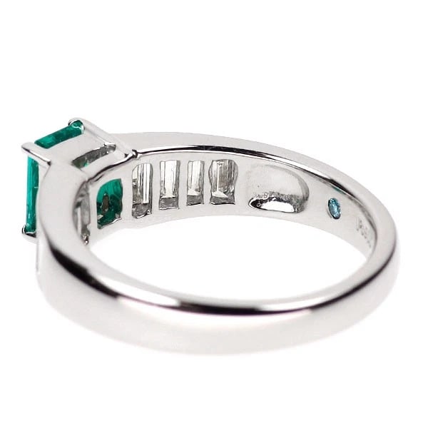 PT900 EMERALD DIAMOND RING - 3