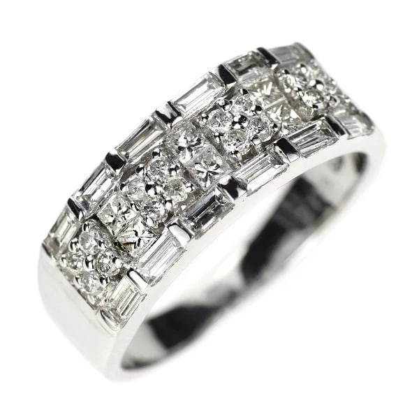 K18WG DIAMOND RING: K18WG diamond ring Brand: None Type: rings Material: K18WG, Main Stone/Creation Natural Color: White Gold Size: US 7.5 Accessories: None Accessories Notice: When purchasing pre-owned goods