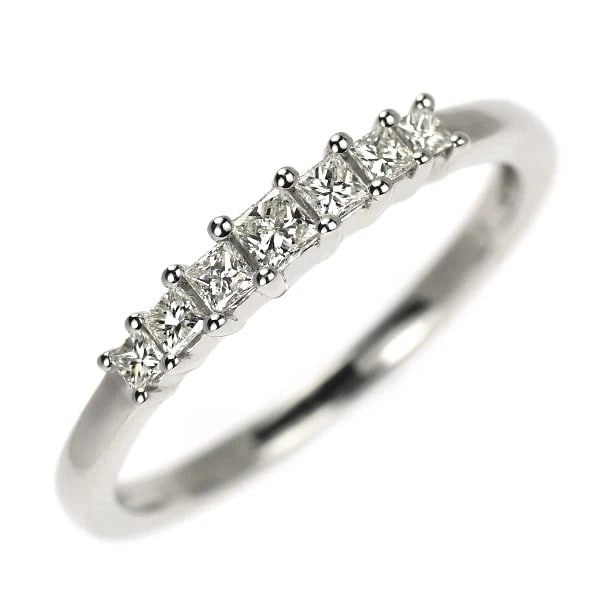 PT950 DIAMOND RING: Pt950 diamond ring Brand: None Type: rings Material: Pt950, Main Stone/Creation Natural Color: Silver Size: 8.25 - 8.5US Accessories: None Accessories Notice: When purchasing pre-owned goods, please