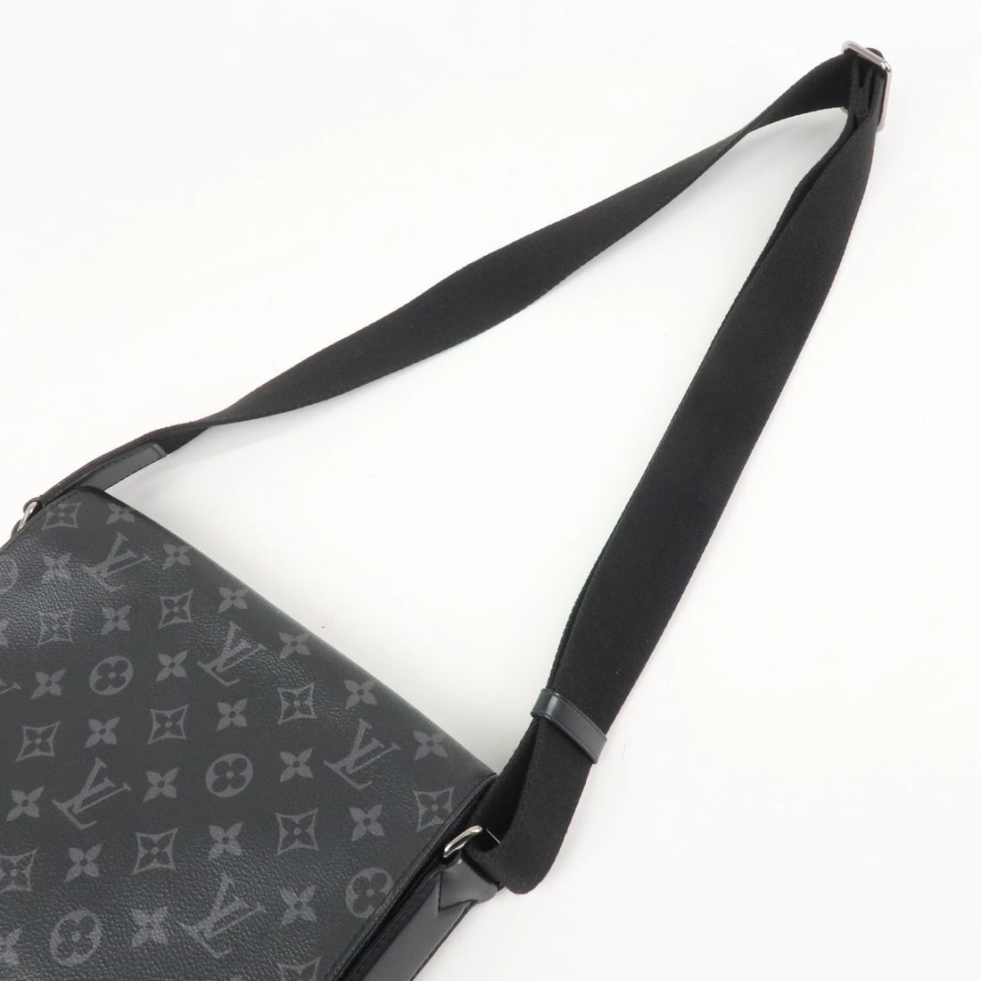 LOUIS VUITTON MONOGRAM ECLIPSE DISTRICT PM CROSSBODY BAG - 6