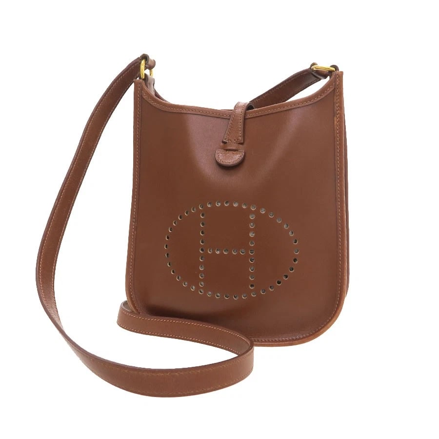 HERMÈS EVELYNE TPM BOX CALF GOLD HARDWARE BROWN BAG BOX: Hermès Evelyne TPM Box Calf Gold Hardware Brown Bag Box Brand: Hermes Type: Shoulder Bag Material: Box calf Color: Forbe Size: W:17cm×H:18cm×D:5cm Accessories: None Accessories Notice: Whe