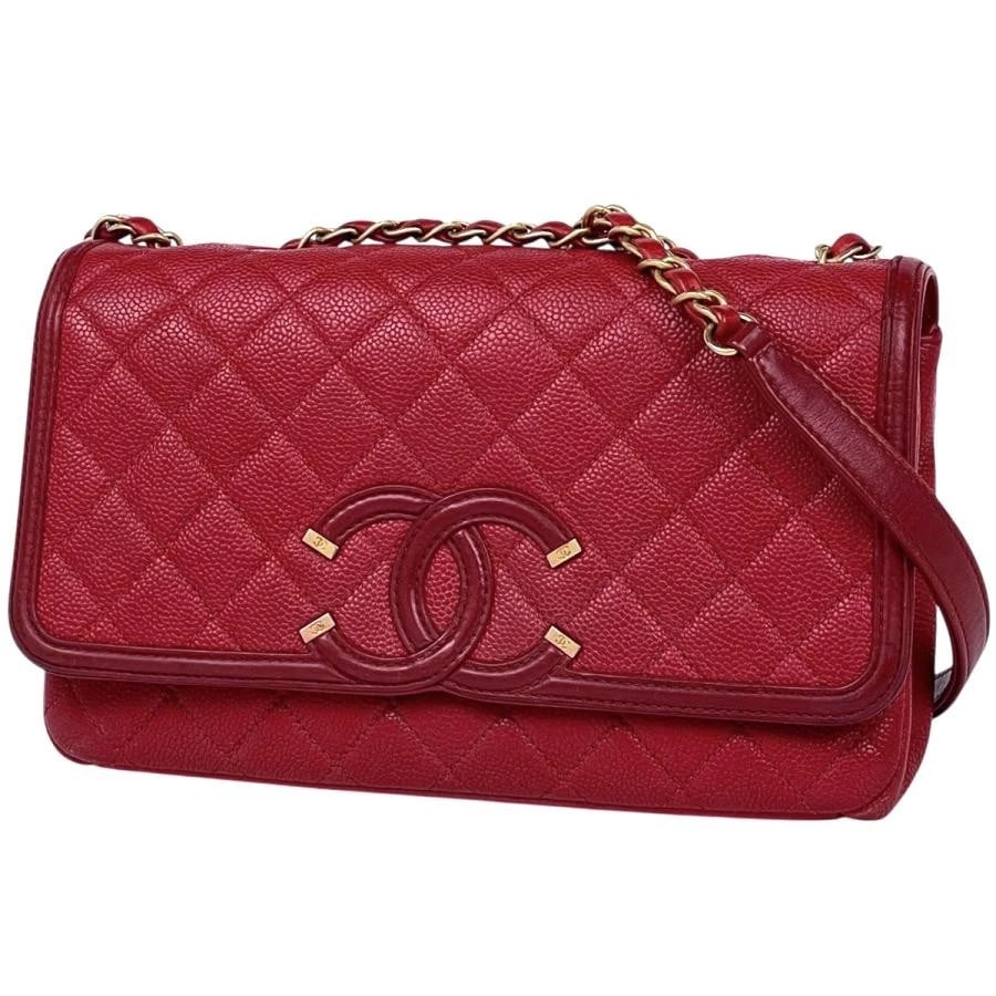 CHANEL CLASSIC CHAIN SHOULDER BAG PEBBLED CALFSKIN RED: Chanel Classic Chain Shoulder Bag Pebbled Calfskin Red Brand: Chanel Type: Classic Chain Shoulder Bag Material: Caviar Skin Color: Red Size: Depth 6 cm Width 25 cm Height 16 cm Accessories: None <