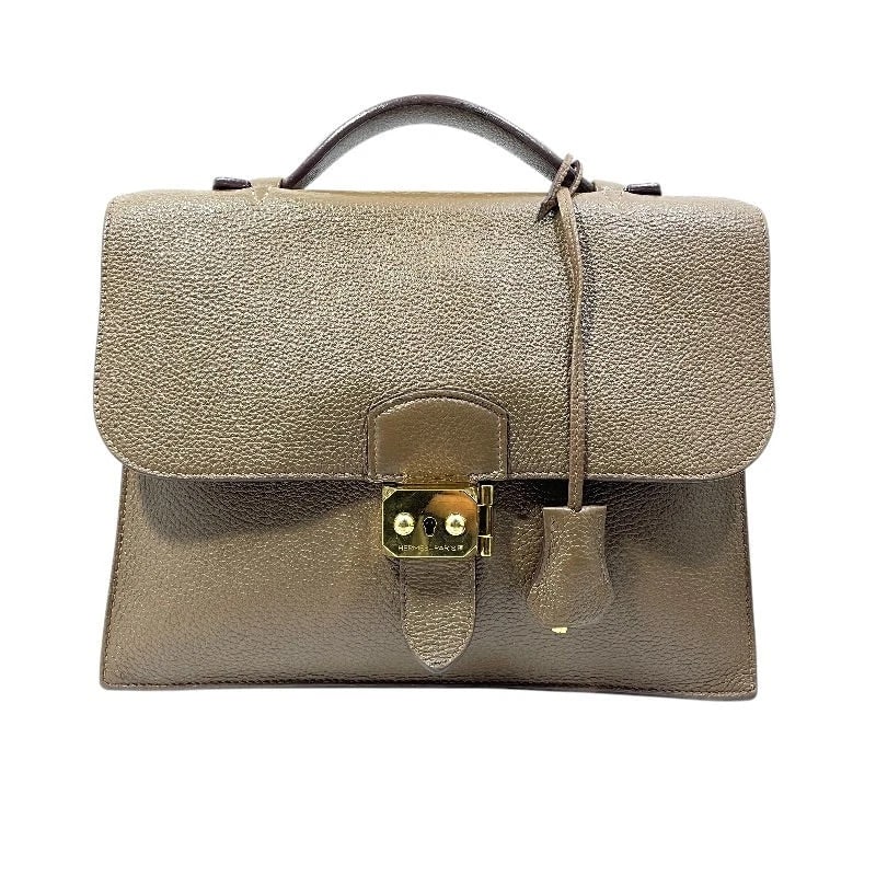HERMES SACK A DEPESCH 27 HANDBAG Q STAMP: HERMES Sack A Depesch 27 Handbag Q Stamp Brand: Hermes Type: Handbag Material: none Color: none Size: W27cm x H20cm x D6.5cm Accessories: None Accessories Notice: When purchasing pre-owned