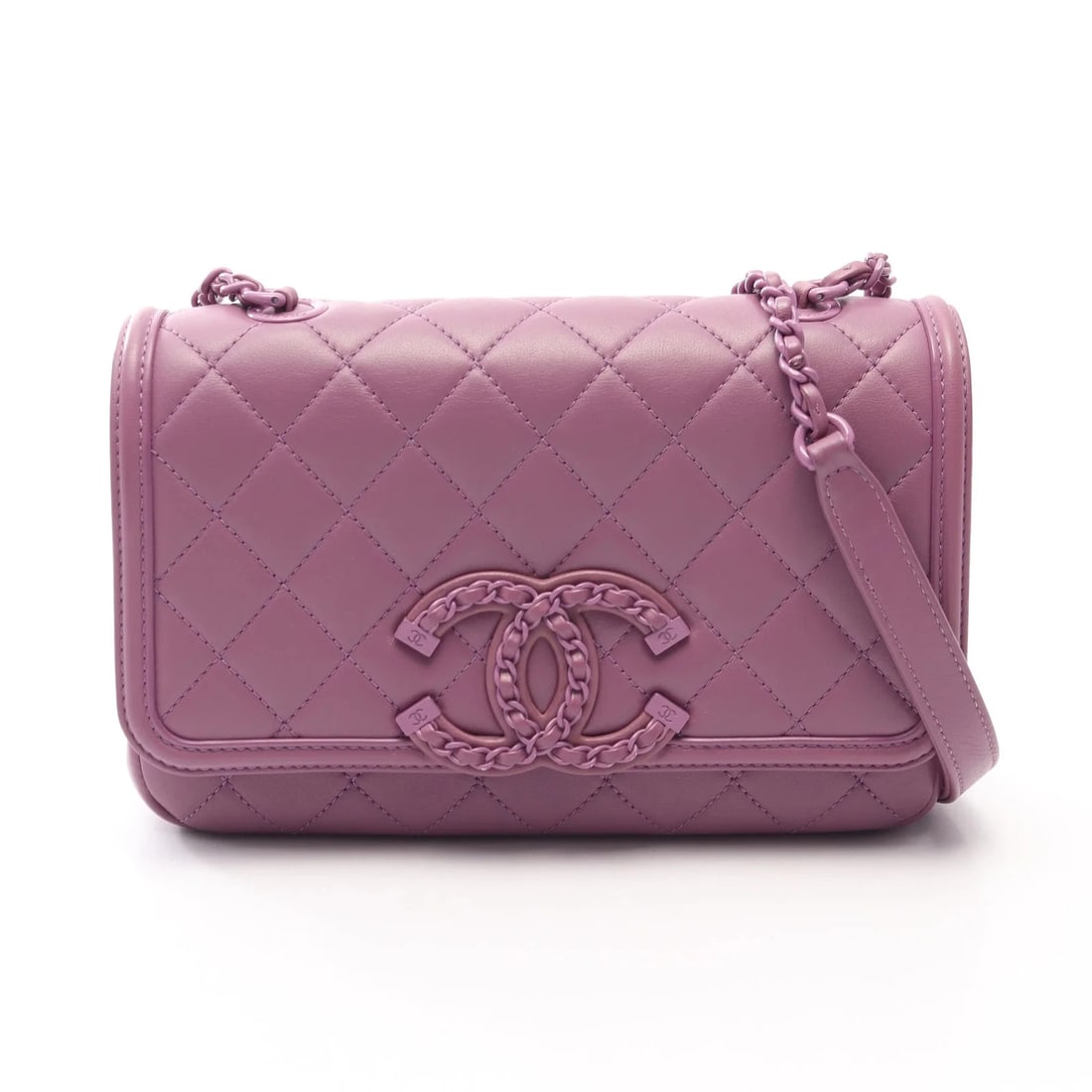 CHANEL CC MATELASSE SHOULDER BAG PURPLE LEATHER: Chanel CC Matelasse Shoulder Bag Purple Leather Brand: Chanel Type: Shoulder Bag Material: Leather Color: Purple Size: W21cm x H14cm x D5cm Accessories: None Accessories Notice: When purch
