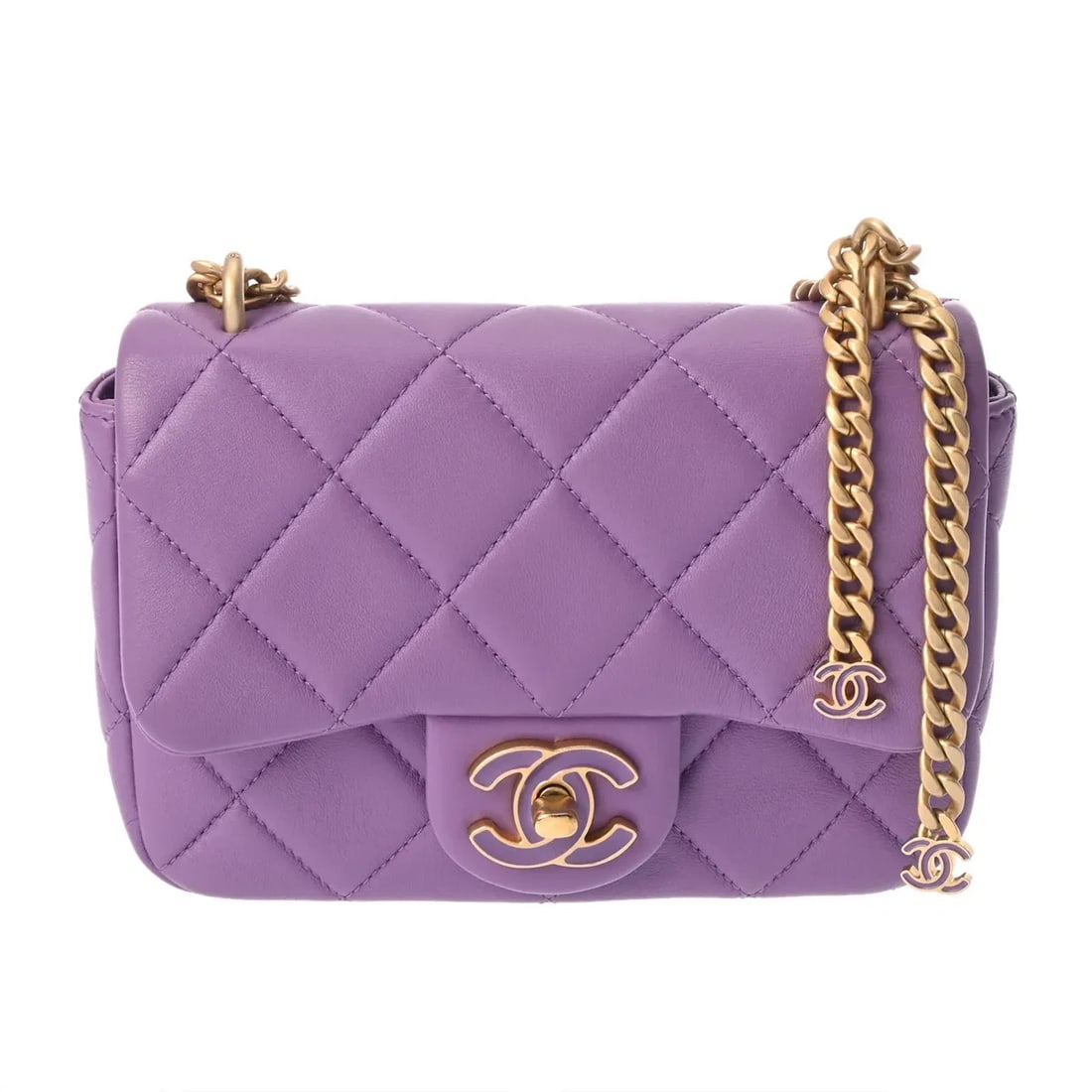 CHANEL HANDBAG SHOULDER BAG LAMBSKIN GOLD, PURPLE: Chanel Handbag Shoulder Bag Lambskin Gold, Purple Brand: Chanel Type: Shoulder Bag Material: Lambskin Color: Gold, Purple Size: W 17cm / H 13cm / D 5cm Accessories: None Accessories Notice