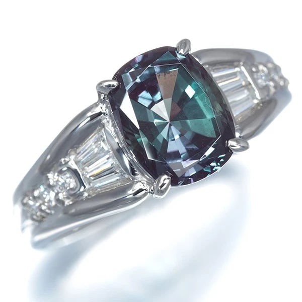 CRESCENT VERT RING LAB-CREATED ALEXANDRITE - 3