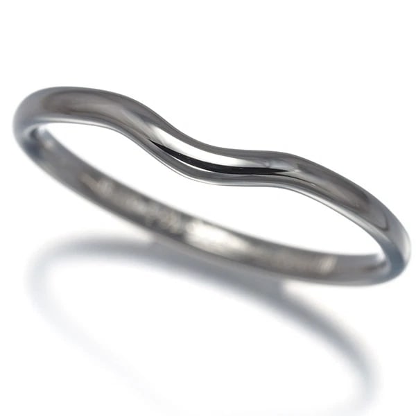 TIFFANY&CO. RING CURVED BAND950 PLATINUM: Tiffany&Co. Ring Curved Band950 Platinum Brand: Tiffany & Co. Type: Ring Material: 950 / Platinum, Color: Silver Size: US 9 Accessories: None Accessories Notice: When purchasing pre-owned