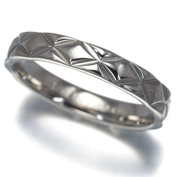 CHANEL RING MATELASSE MEDIUM 950 PLATINUM: CHANEL Ring Matelasse Medium 950 Platinum Brand: CHANEL Type: Ring Material: 950 / Platinum, Color: Silver Size: US 7.25 Accessories: None Accessories Notice: When purchasing pre-owned goo