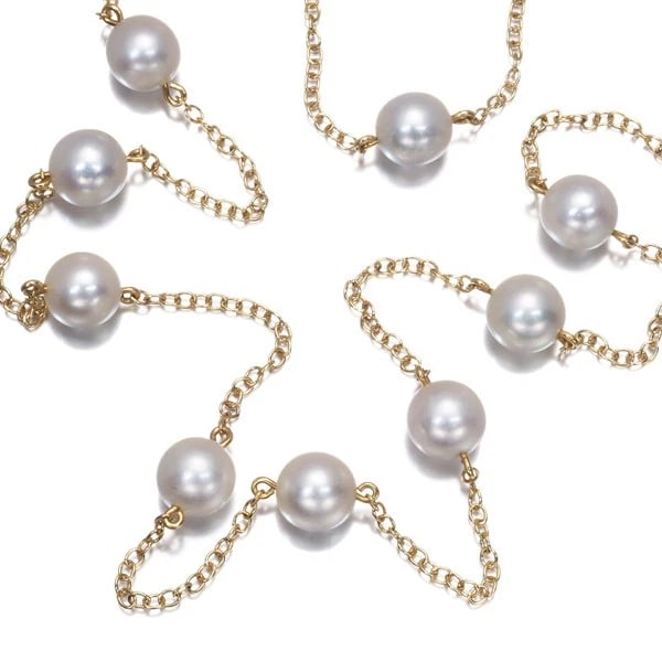 MIKIMOTO NECKLACE AKOYA PEARL STATION 18K 750 YELLOW GOLD: Mikimoto Necklace Akoya Pearl Station 18K 750 Yellow Gold Brand: MIKIMOTO Type: Necklace Material: 18K / 750 / Yellow Gold, Color: Yellow Gold Size: Necklace length: 40cm Accessories: None