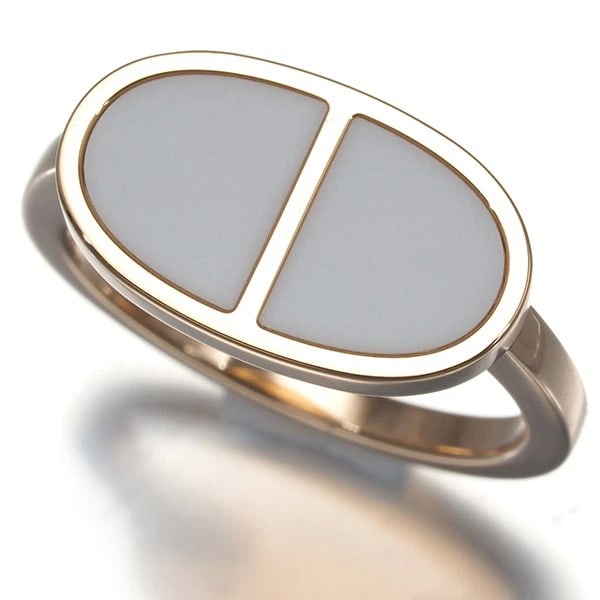 HERMES RING CHAINE D'ANCRE VERSO 18K: HERMES Ring Chaine d'Ancre Verso 18K Brand: HERMES Type: Ring Material: 18K / 750 / Rose Gold, Color: Rose Gold Size: US 6 - 6.25 Accessories: None Accessories Notice: When purchasing pre-