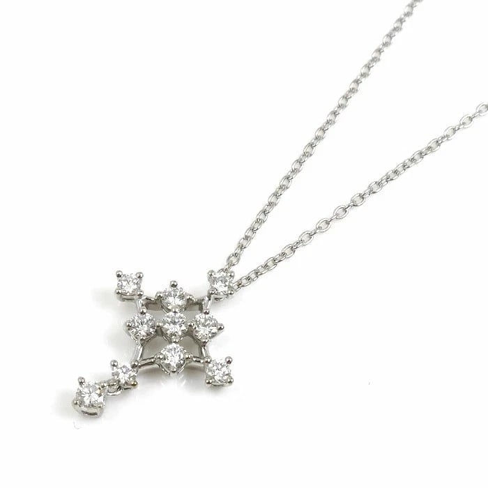 ROYAL ASSCHER PT950 DIAMOND NECKLACE: ROYAL ASSCHER Pt950 Diamond Necklace Brand: ROYAL ASSCHER Type: Necklace Material: Platinum950, Main Stone/Creation Natural Color: Silver Size: Approx. 0.49 × 0.65 in Accessories: None Acc