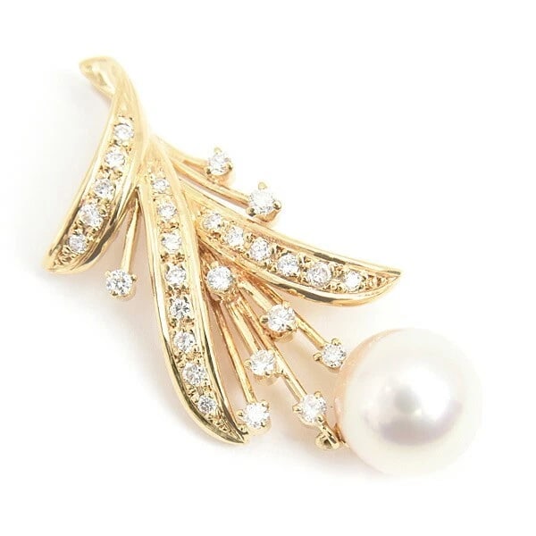 MIKIMOTO PEARL DIAMOND LEAF PENDANT 18K YELLOW GOLD: Mikimoto Pearl Diamond Leaf Pendant 18K Yellow Gold Brand: Mikimoto Type: Pendant Material: 750 Yellow Gold, Main Stone/Creation PearlSecondary Stone: Diamond Color: Yellow Gold Size: Approx. 1.58 x 0