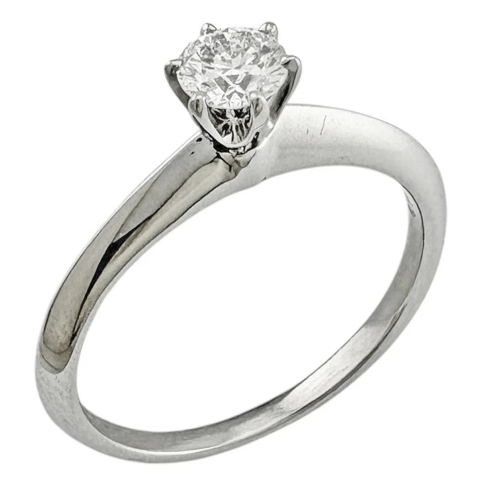 TIFFANY & CO. SOLITAIRE DIAMOND RING PT950: Tiffany & Co. Solitaire Diamond Ring Pt950 Brand: Tiffany & Co. Type: Ring Material: Platinum950, Main Stone/Creation Natural Color: Platinum Size: US : 6.25–6.5 Accessories: None Accessor