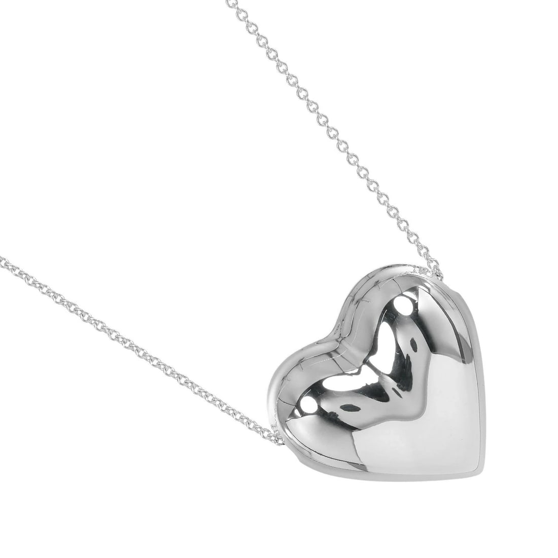 TIFFANY & CO. PINCHED HEART NECKLACE SILVER 925: Tiffany & Co. Pinched Heart Necklace Silver 925 Brand: Tiffany & Co. Type: Necklace Material: Sterling Silver (SV925), Color: Silver Size: Chain Length: Approx. 16.5 inches (42 cm) Pendant Size: Appro