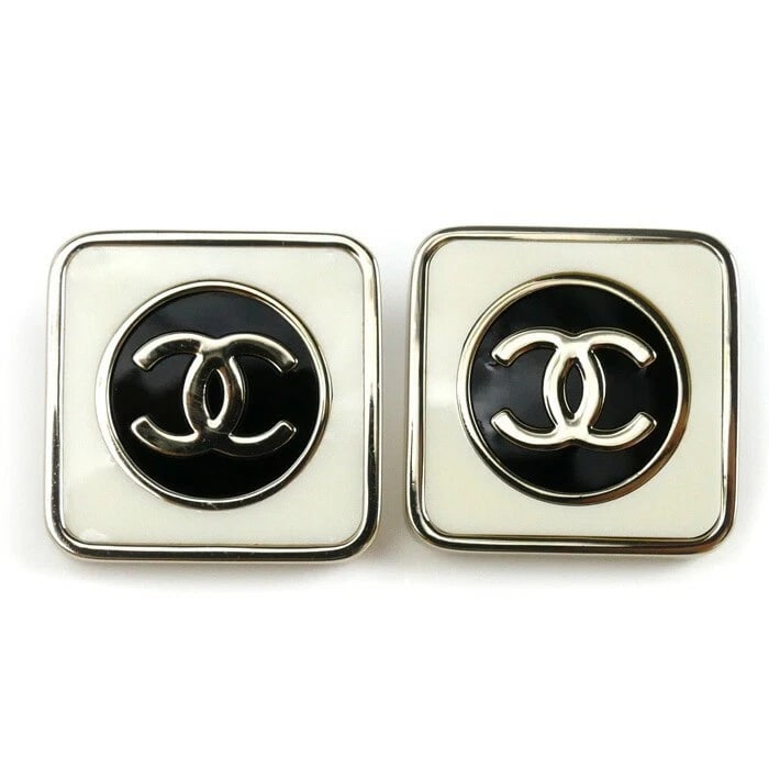 CHANEL COCO MARK SQUARE STUD EARRINGS METAL (1 of 2)