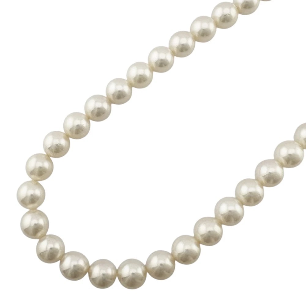 MIKIMOTO NECKLACE K14 YELLOW GOLD: MIKIMOTO Necklace K14 Yellow Gold Brand: MIKIMOTO Type: Necklace Material: K14 Yellow Gold, Main Stone/Creation Pearl Color: gold Size: (CM) Total Length:43cm Pearl Diameter: 0.3 "" (Inch) Total Lengt