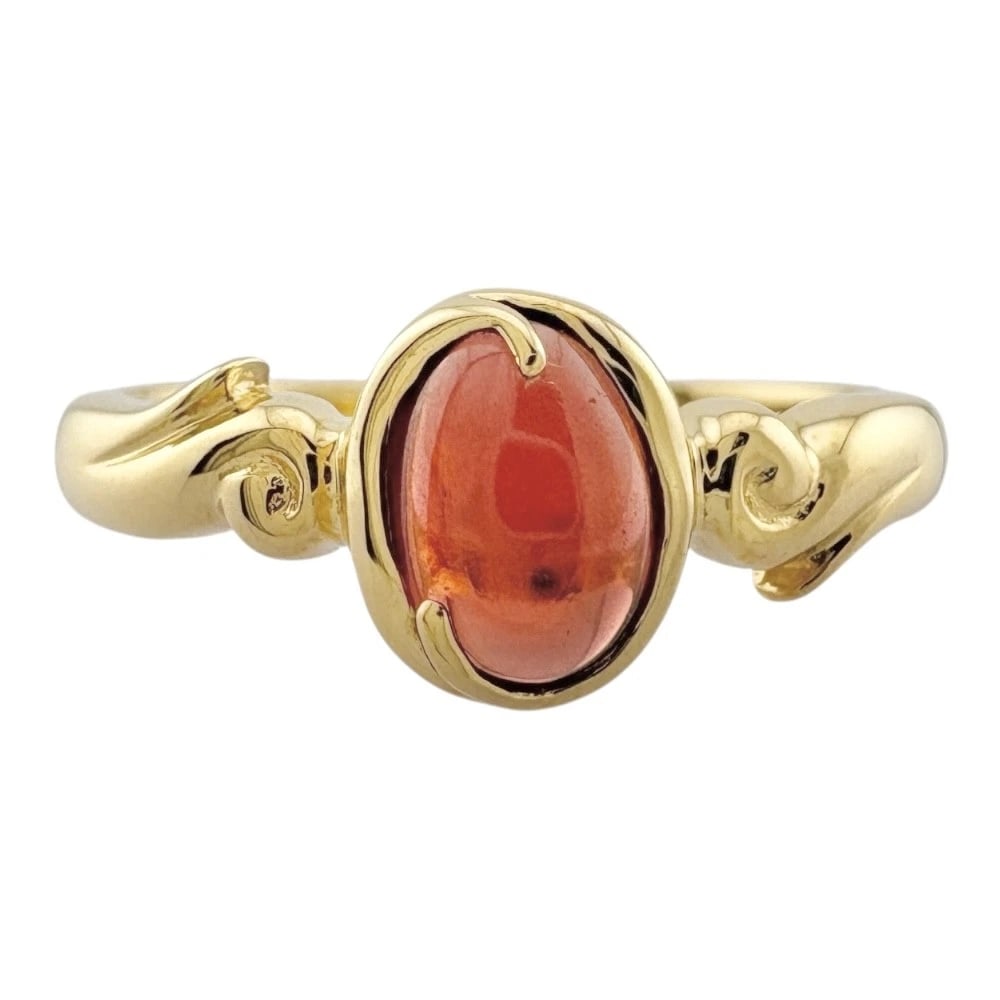 RING K18 YELLOW GOLD GARNET: Ring K18 yellow gold garnet Brand: Unbranded Type: Ring Material: K18 Gold, Main Stone/Creation garnet Color: gold Size: US 7 1/8 Accessories: None Accessories Notice: When purchasing pre-