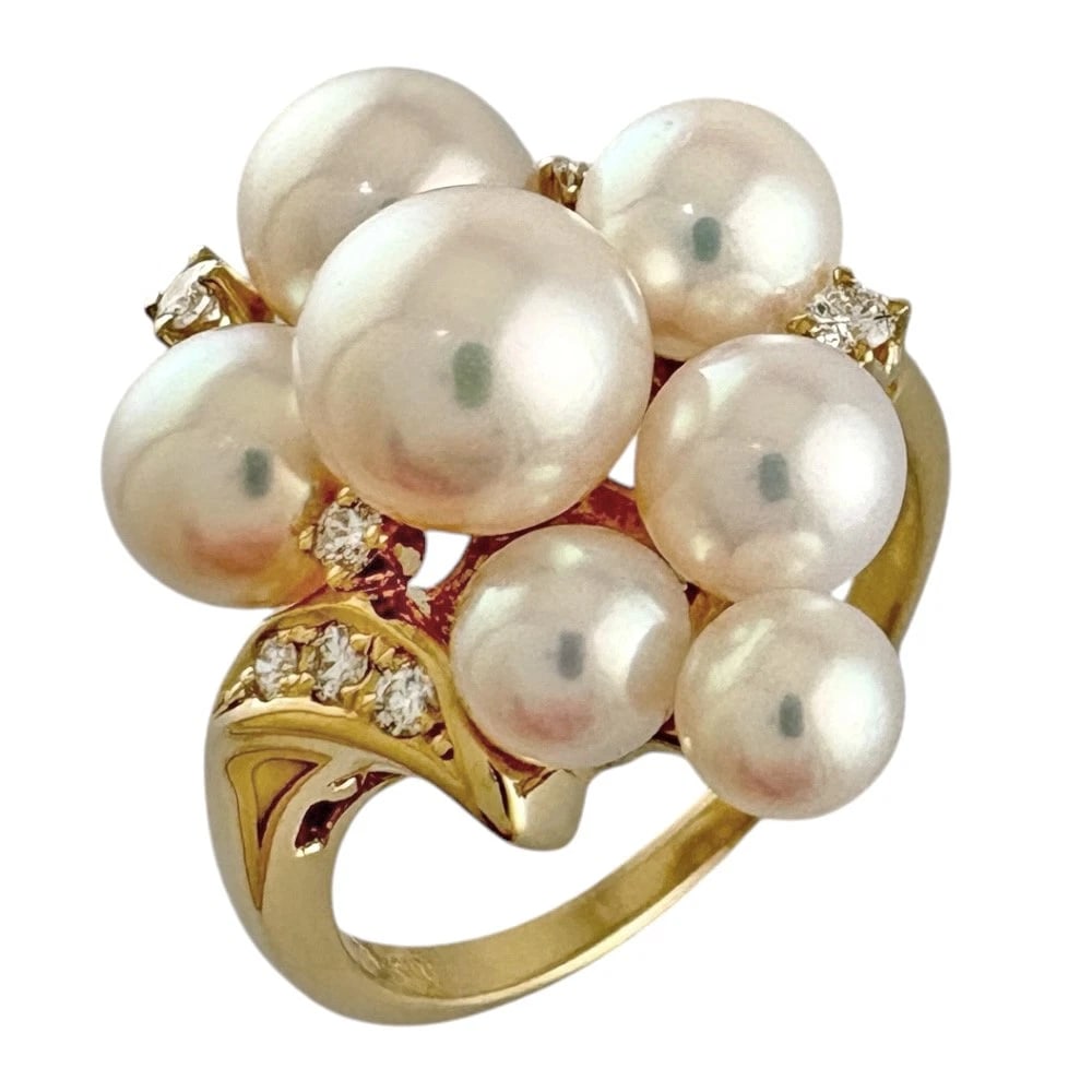 RING K18 YELLOW GOLD AKOYA PEARL DIAMOND: Ring K18 yellow gold Akoya pearl diamond Brand: Unbranded Type: Ring Material: K18 yellow gold, Main Stone/Creation Akoya pearl/diamond Color: gold Size: US 5 3/4 Accessories: None Accesso