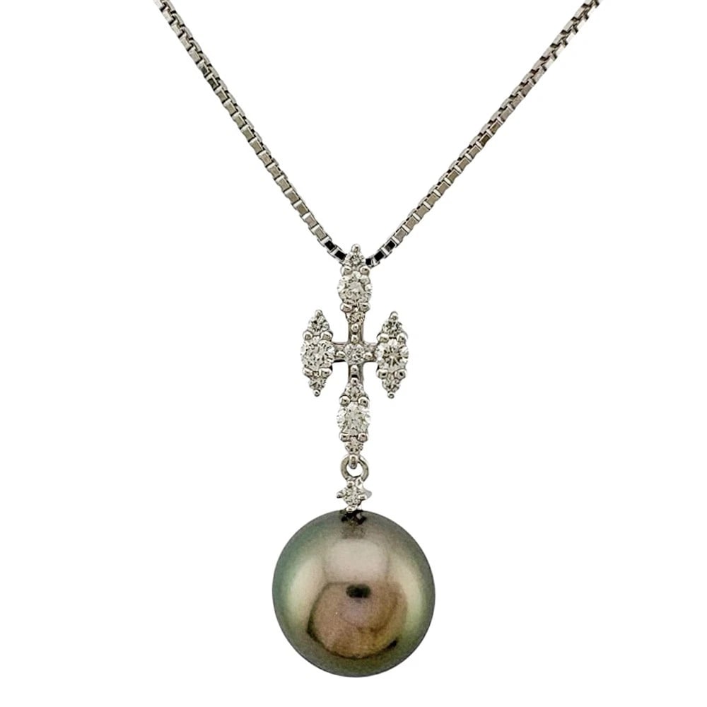 TASAKI NECKLACE K18 WHITE GOLD PEARL: TASAKI Necklace K18 white gold Pearl Brand: TASAKI Type: Necklace Material: K18 white gold, Main Stone/Creation Pearl/diamond Color: Silver Size: (CM) Total Length:45cm Chain width:0.7mm Top:W10.5mm x