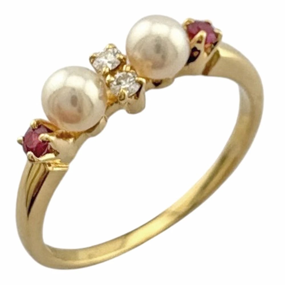 RING K18 YELLOW GOLD PEARL RUBY: Ring K18 yellow gold Pearl Ruby Brand: Unbranded Type: Ring Material: K18 yellow gold, Main Stone/Creation Ruby Diamond Pearl Color: gold Size: US 6 1/8 Accessories: None Accessories Notic