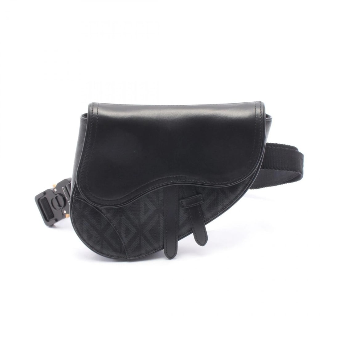 CHRISTIAN DIOR SADDLE MINI CD DIAMOND WAIST BUM BELT BAG: Christian Dior SADDLE Mini CD Diamond Waist bum belt bag Brand: Christian Dior Type: Waist bag Body bag Material: PVC coated canvas × leather Color: Black??ish colors × Gray??ish colors Size: (H:5.9