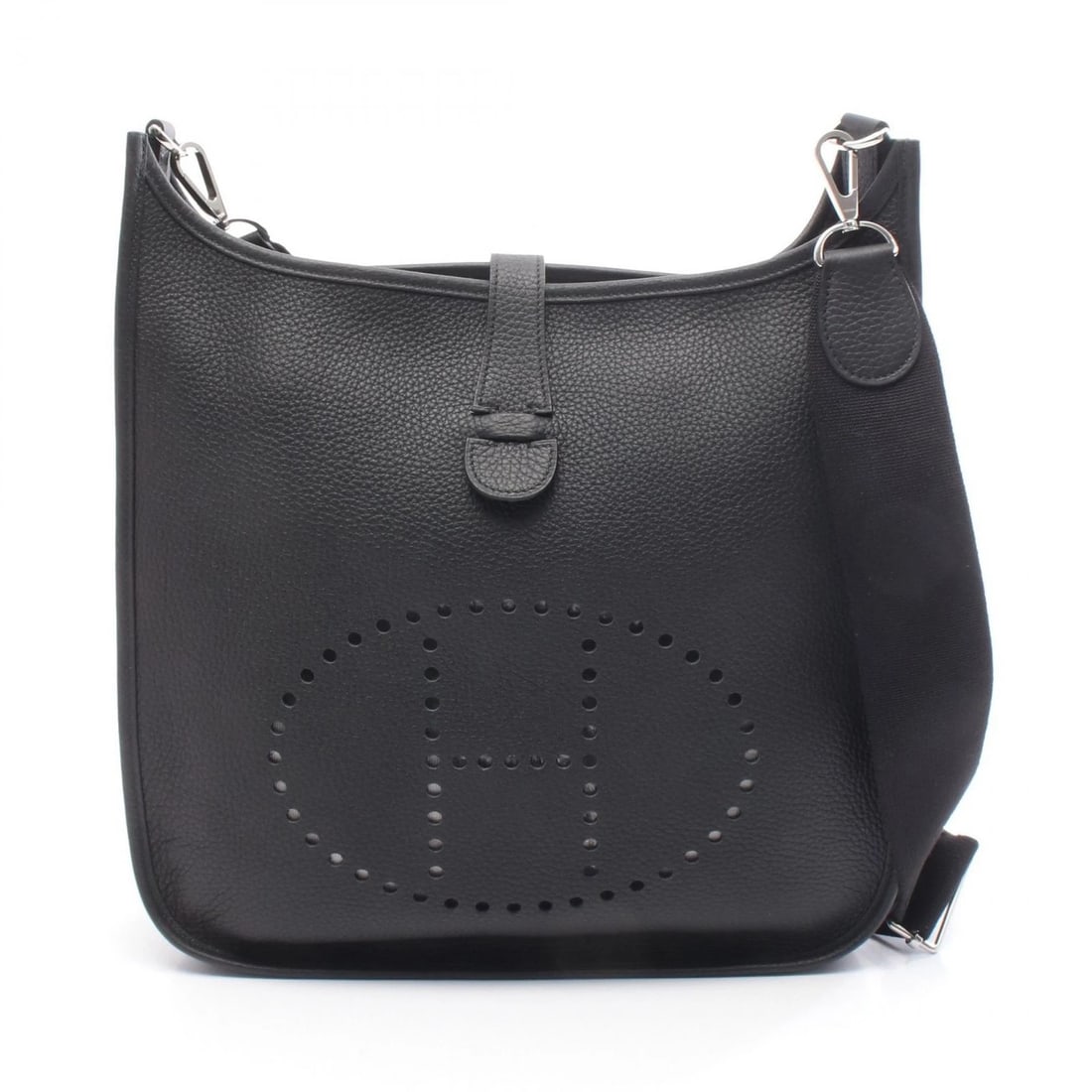 HERMES EVELYNE 3 TROIS GM SHOULDER CROSSBODY BAG: HERMES Evelyne 3 Trois GM Shoulder crossbody Bag Brand: HERMES Type: Shoulder Bag Material: Taurillon Clemence × leather × Taurillon Clemence Color: Noir Black / Black??ish colors Size: (H:12.6" x W