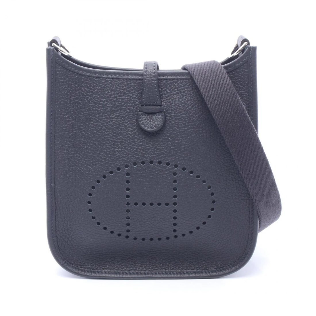HERMES EVELYNE TPM SHOULDER CROSSBODY BAG: HERMES Evelyne TPM Shoulder crossbody Bag Brand: HERMES Type: Shoulder Bag Material: Taurillon Clemence × leather × Taurillon Clemence Color: Caban / Navy??ish colors Size: (H:7.1" x W:6.5" x D:2.2"
