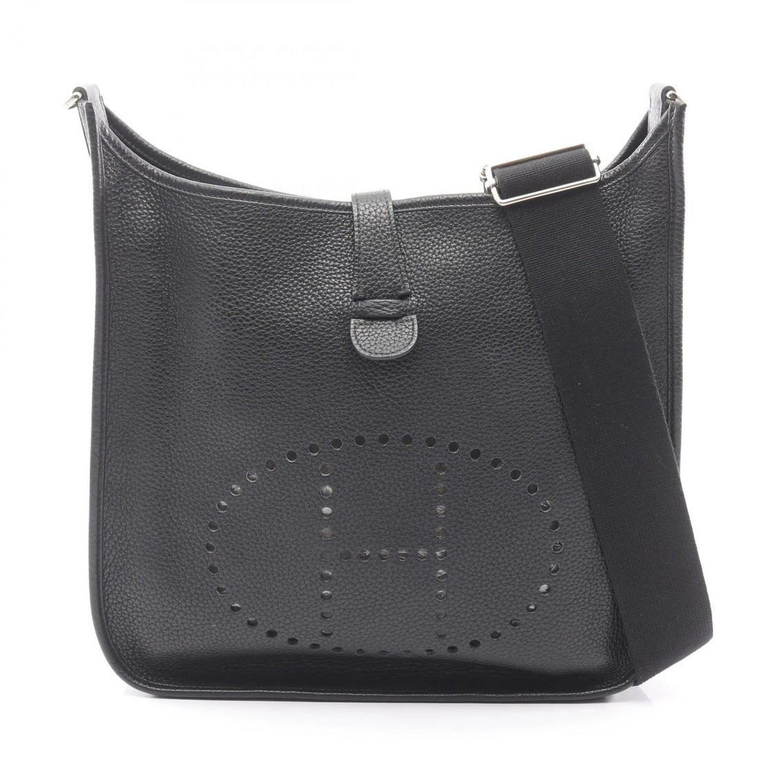 HERMES EVELYNE III 3 GM SHOULDER CROSSBODY BAG: HERMES Evelyne III 3 GM Shoulder Crossbody Bag Brand: HERMES Type: Shoulder Bag Material: Taurillon Clemence × leather × Taurillon Clemence Color: Black??ish colors Size: (H:12.6" x W:12.2" x D:3.3"