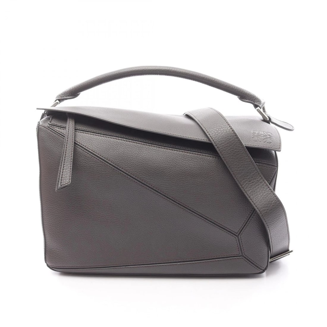 LOEWE PUZZLE BAG LARGE SHOULDER CROSSBODY HANDBAG: LOEWE PUZZLE Bag Large shoulder crossbody Handbag Brand: LOEWE Type: Handbag Material: leather Color: Gray??ish colors Size: (H:8.3" x W:13.0" x D:5.5") Accessories: None Accessories Notic