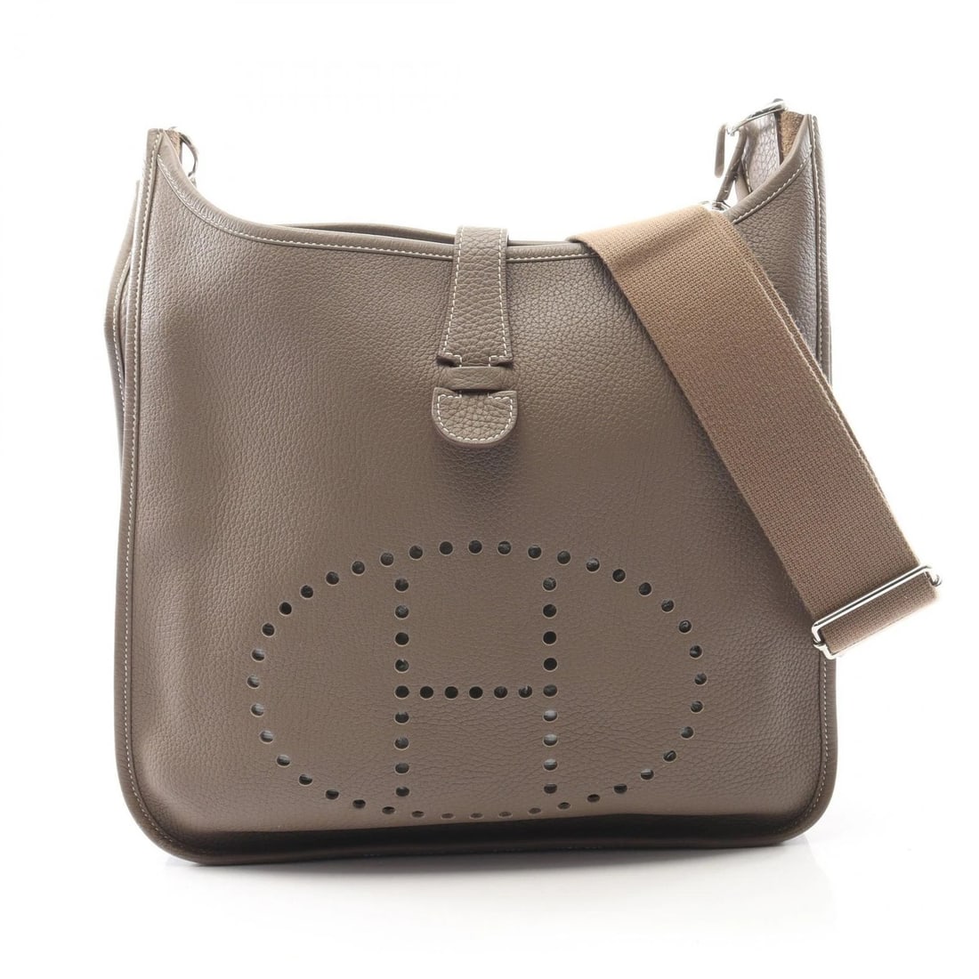 HERMES EVELYNE 3 TROIS GM SHOULDER CROSSBODY BAG: HERMES Evelyne 3 Trois GM Shoulder crossbody Bag Brand: HERMES Type: Shoulder Bag Material: Taurillon Clemence × leather × Taurillon Clemence Color: Etoupe Grey / Gray??ish colors Size: (H:12.6" x