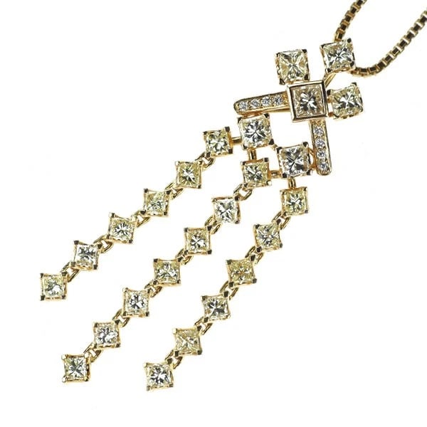 K18YG DIAMOND PENDANT NECKLACE: K18YG Diamond Pendant Necklace Brand: None Type: pendant necklace Material: K18YG, Main Stone/Creation Natural Color: Yellow Gold Size: Necklace: Chain Length ?57cm Accessories: None Accessories
