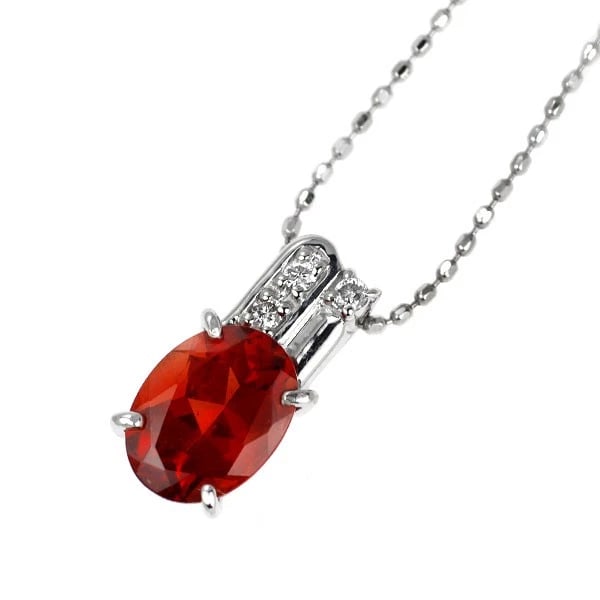 K18WG DIAMOND PENDANT NECKLACE: K18WG Diamond Pendant Necklace Brand: None Type: pendant necklace Material: K18WG, Main Stone/Creation Side Stonediamonds Color: White Gold Size: Necklace: Chain Length 45cm Accessories: None
