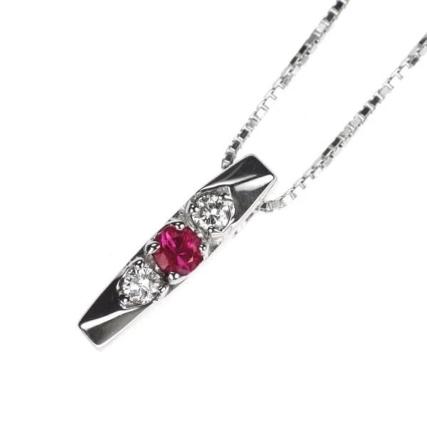 K18WG RUBY DIAMOND PENDANT NECKLACE: K18WG Ruby Diamond Pendant Necklace Brand: None Type: pendant necklace Material: K18WG, Main Stone/Creation RubySide Stone diamonds Color: white Gold Size: Necklace: Chain Length 40cm Accessories: