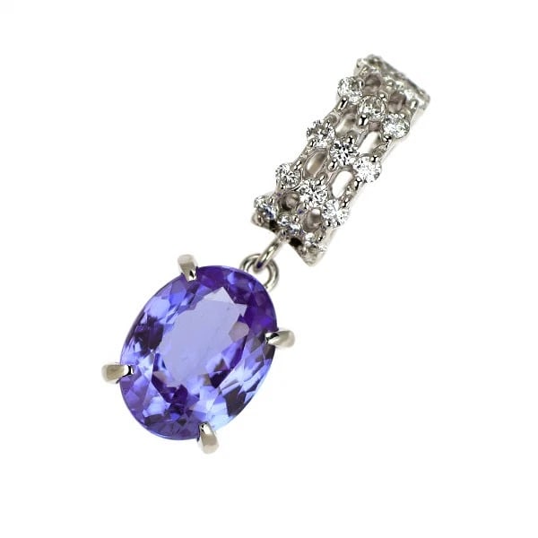 K18WG TANZANITE DIAMOND PENDANT: K18WG Tanzanite Diamond Pendant Brand: None Type: pendant top Material: K18WG, Main Stone/Creation anzanite Side Stone diamonds Color: white Gold Size: Length/Width/Diameter (CM) 19.0 Accessories: