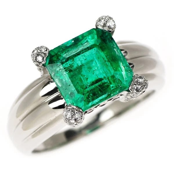 PT900 EMERALD RUBY DIAMOND RING: Pt900 emerald ruby diamond ring Brand: None Type: rings Material: Pt900, Main Stone/Creation emeralds Color: Silver Size: US 7.25 Accessories: None Accessories Notice: When purchasing pre-