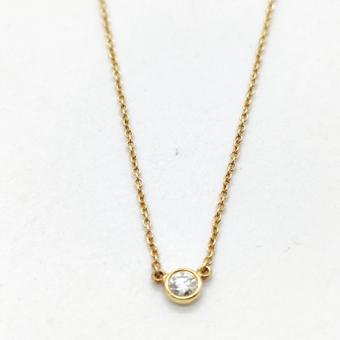 TIFFANY CO NECKLACE BY THE YARD PERETTI DIAMOND GOLD: Tiffany Co Necklace By the yard Peretti Diamond Gold Brand: Tiffany and Co. Type: Necklace Material: Gold, Color: Yellow Gold Size: Pendant Size : 0.38X0.63 cm / 0.14X0.24 inch Chain Size : 40 cm /
